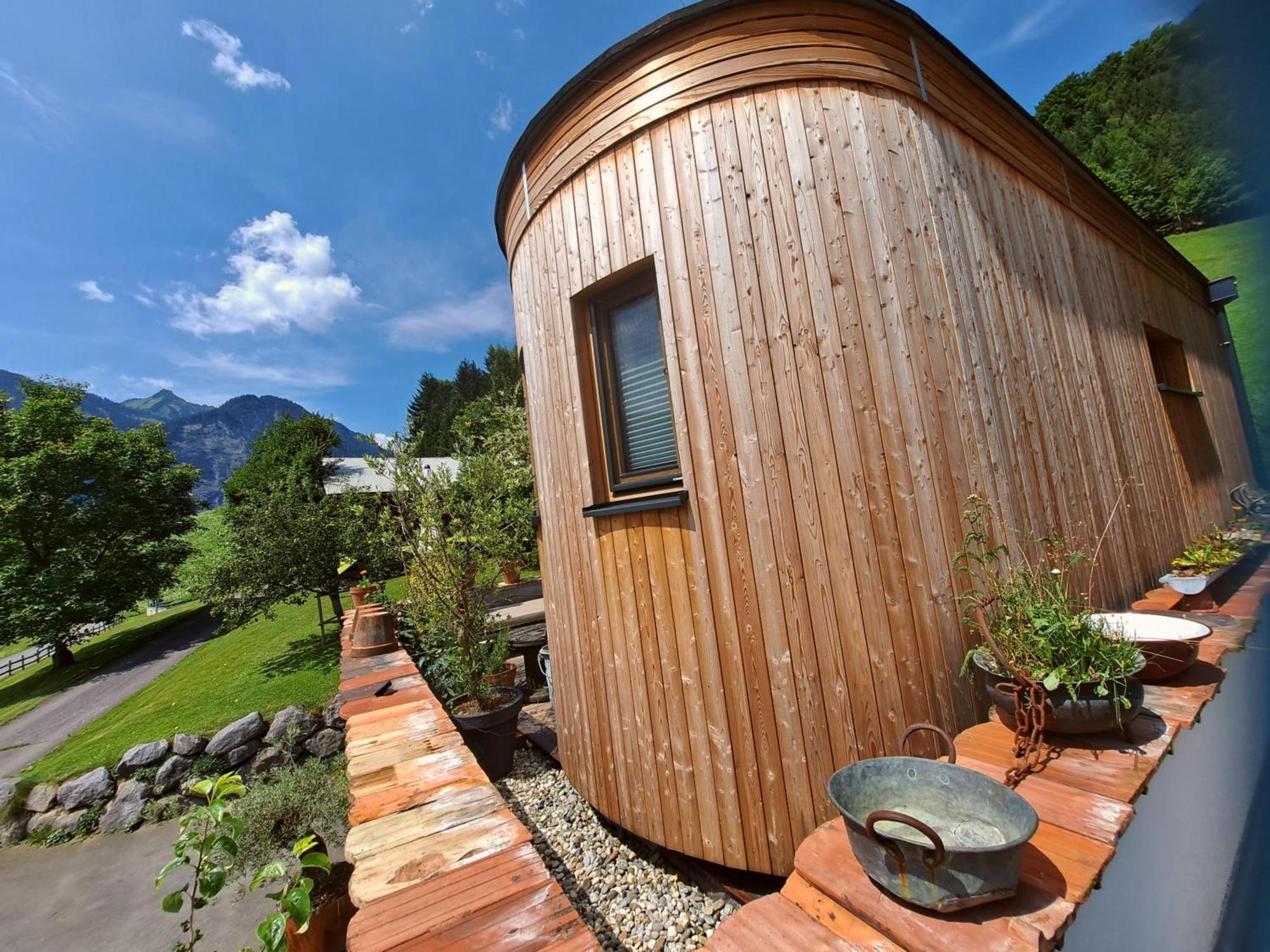 Ulmi's Tiny Haus Holiday home *